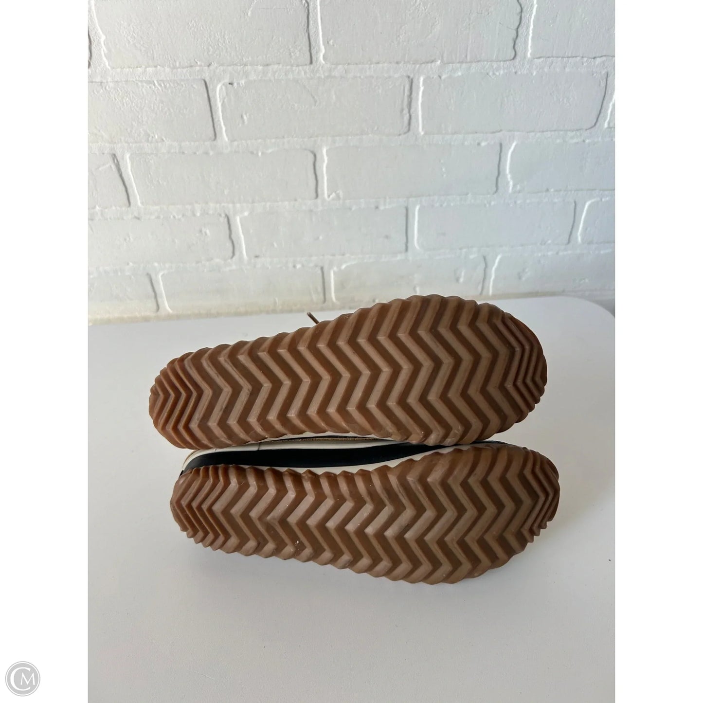 Boots Ankle Flats By Sorel In Black & Tan, Size: 7