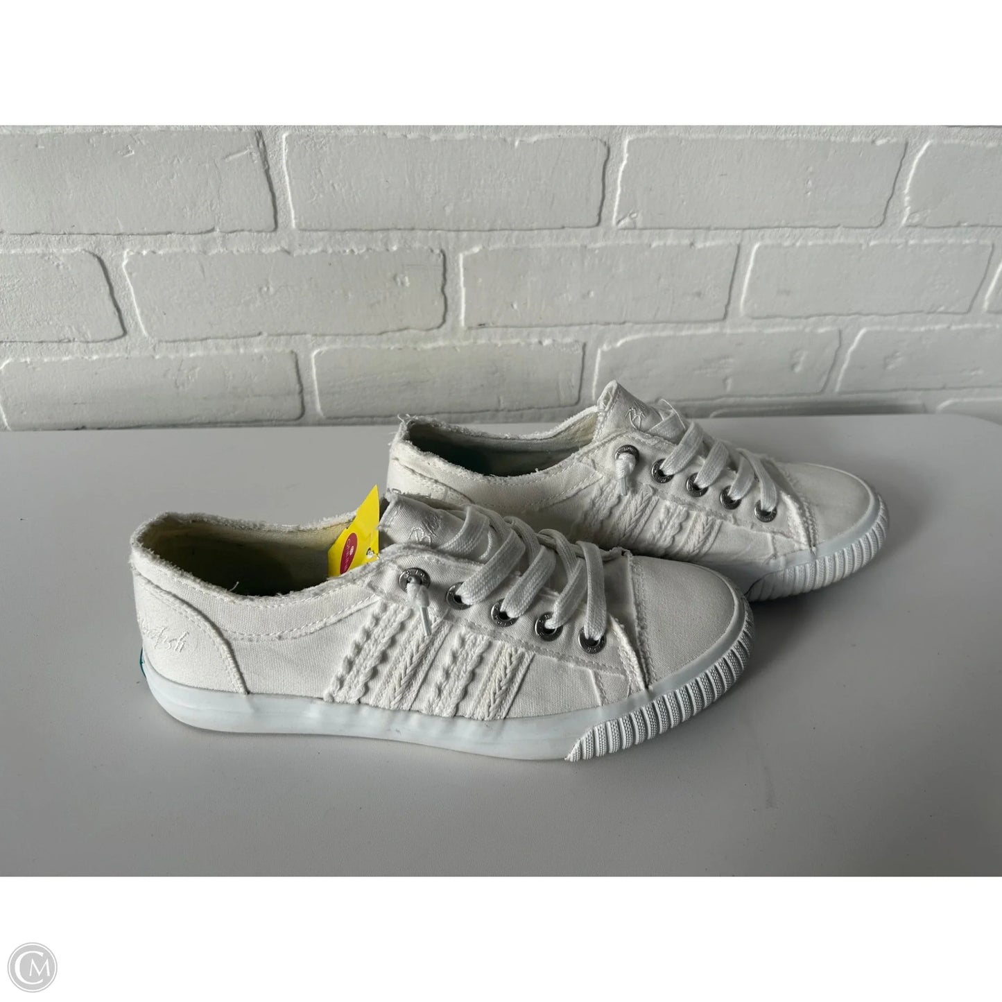 Shoes Sneakers By Blowfish In White, Size: 8.5