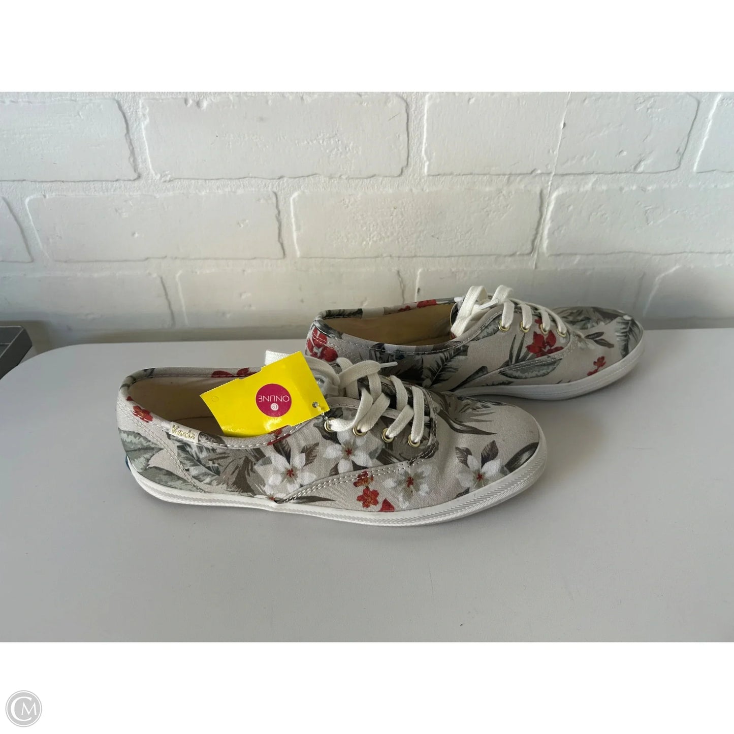 Shoes Sneakers By Keds In Cream & Green, Size: 6