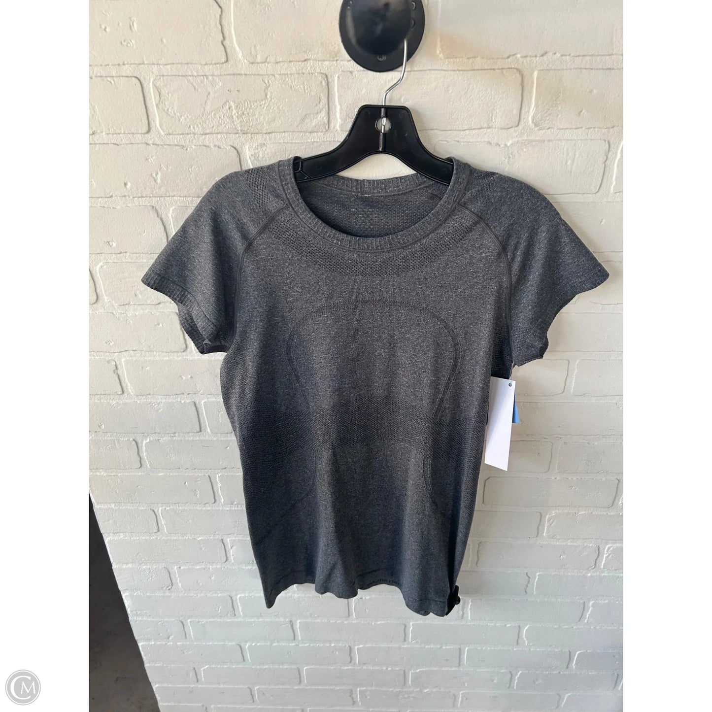 Athletic Top Short Sleeve By Lululemon In Grey, Size: M