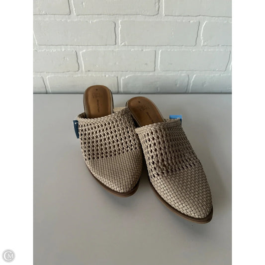 Shoes Heels Block By Time And Tru In Cream, Size: 8