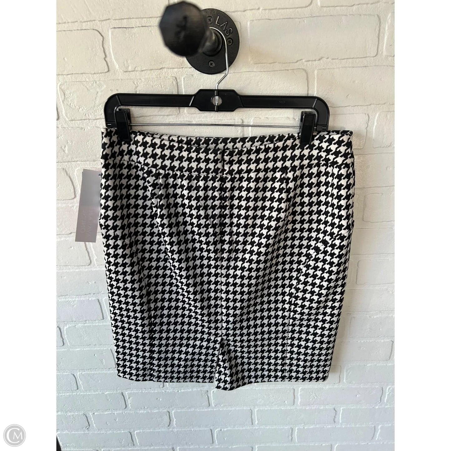 Skirt Mini & Short By Michael By Michael Kors In Black & White, Size: 10