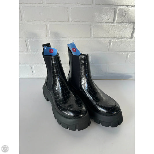 Boots Ankle Flats By Urban Outfitters In Black, Size: 9