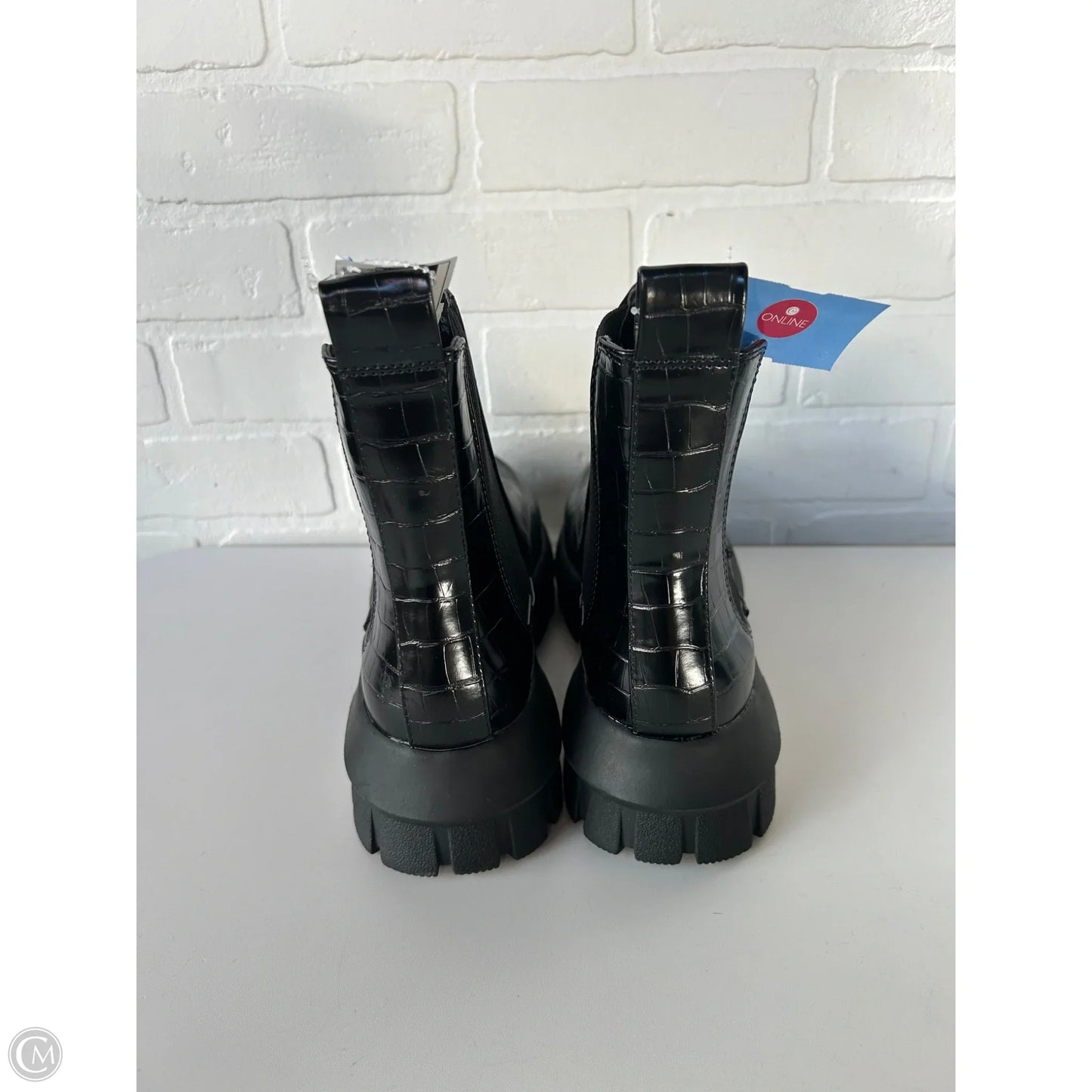 Boots Ankle Flats By Urban Outfitters In Black, Size: 9