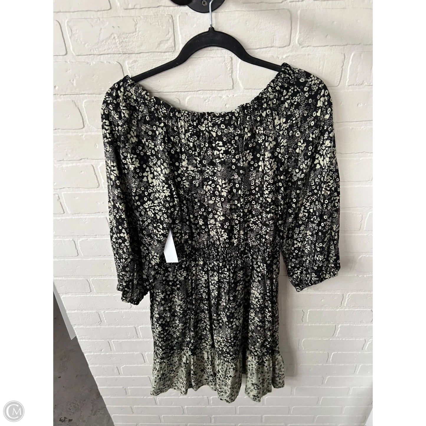 Dress Casual Short By Knox Rose In Black & Cream, Size: M