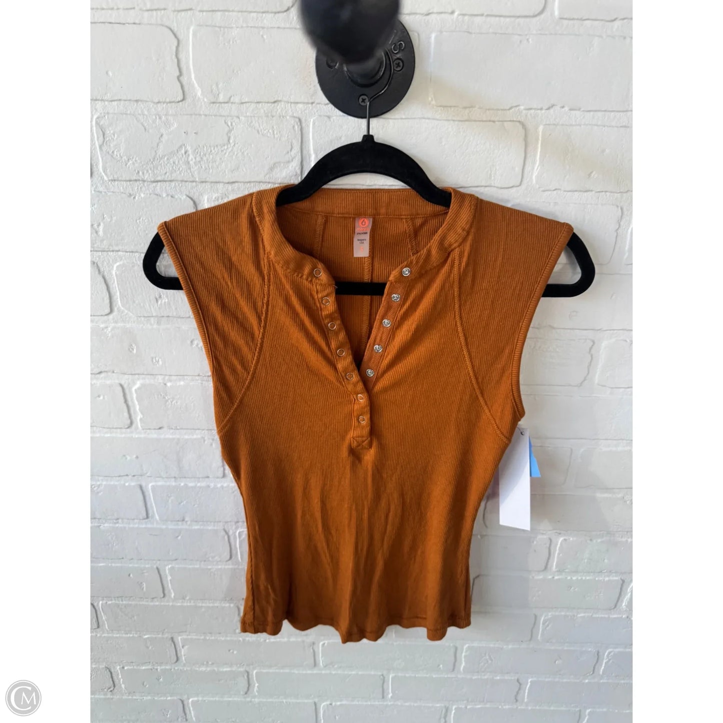 Top Sleeveless By Mono B In Orange, Size: S