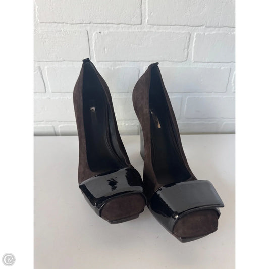 Shoes Heels Block By Theory In Brown, Size: 8