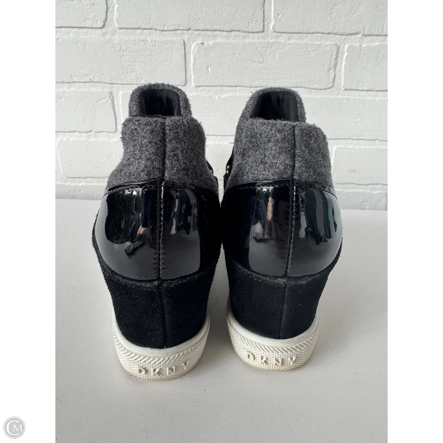 Shoes Heels Wedge By Dkny In Black & Grey, Size: 9.5