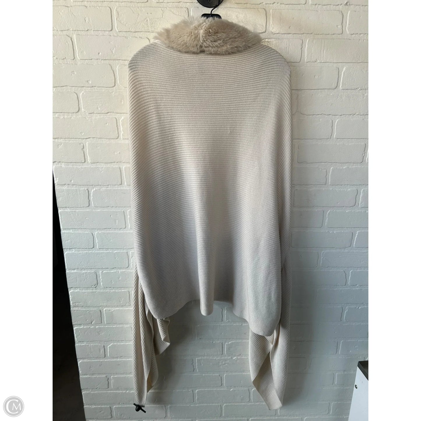 Shawl By White House Black Market In Cream, Size: Xs