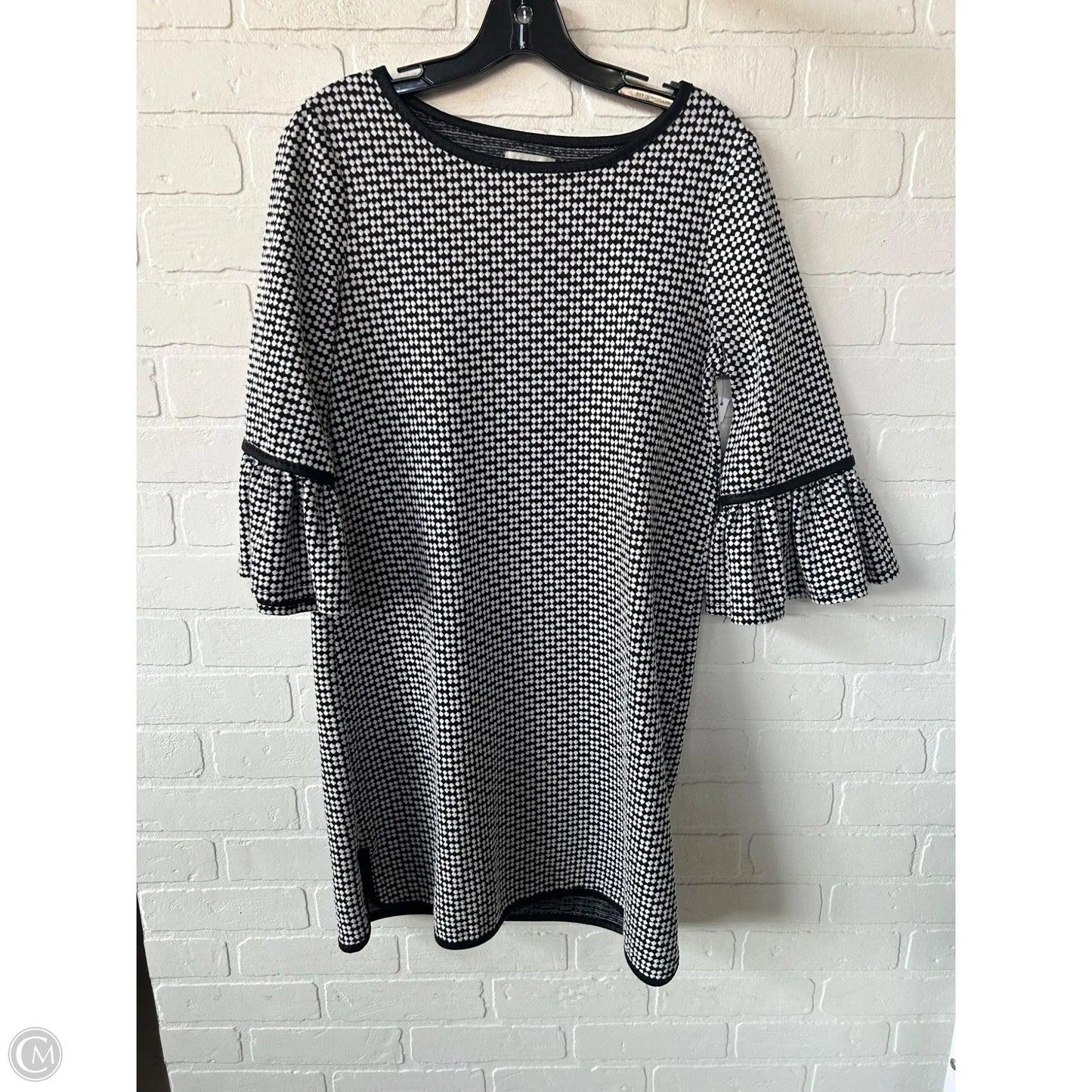Dress Casual Short By Max Studio In Black & White, Size: M
