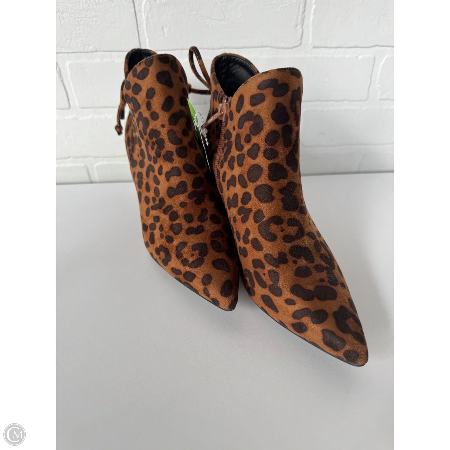 Boots Ankle Heels By Clothes Mentor In Brown & Tan, Size: 7.5