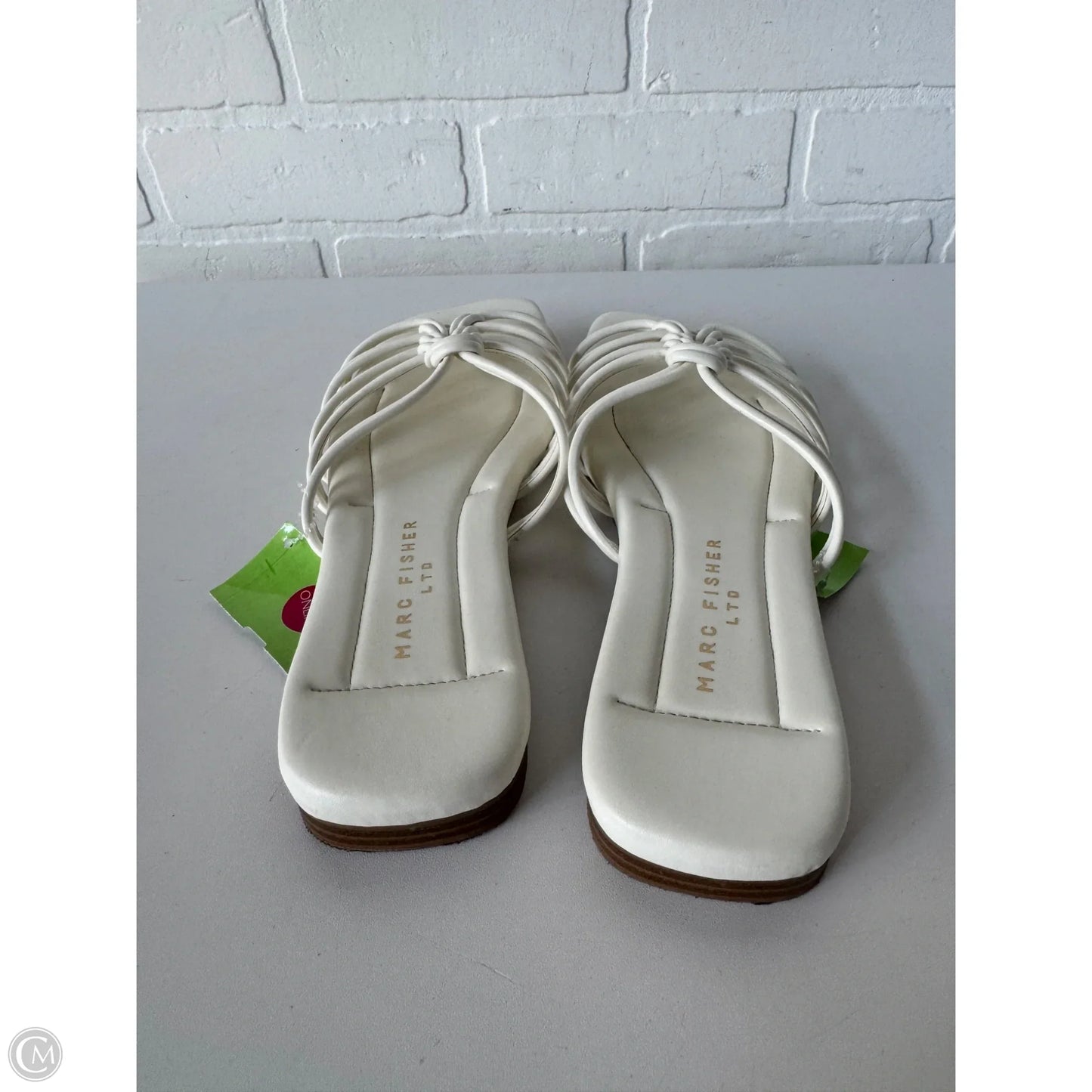 Sandals Flats By Marc Fisher In White, Size: 9