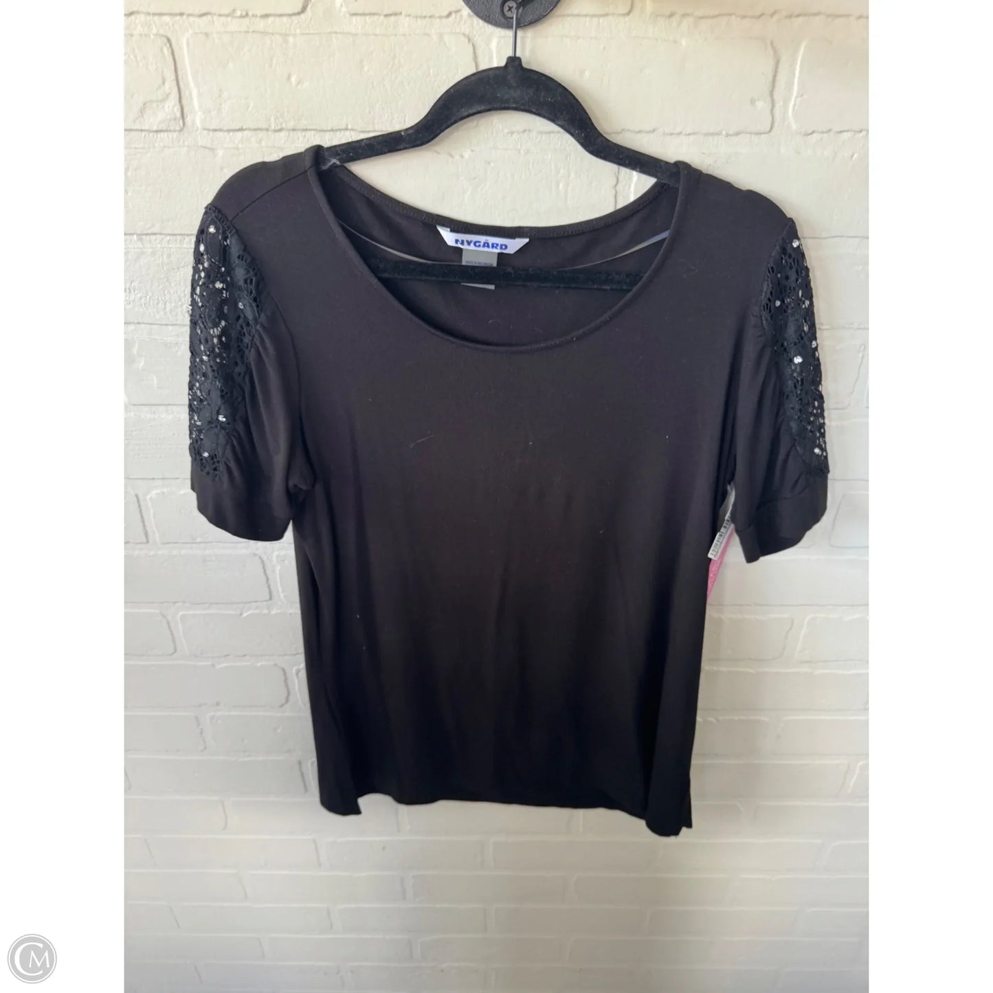 Top Short Sleeve By Nygard Peter In Black, Size: S