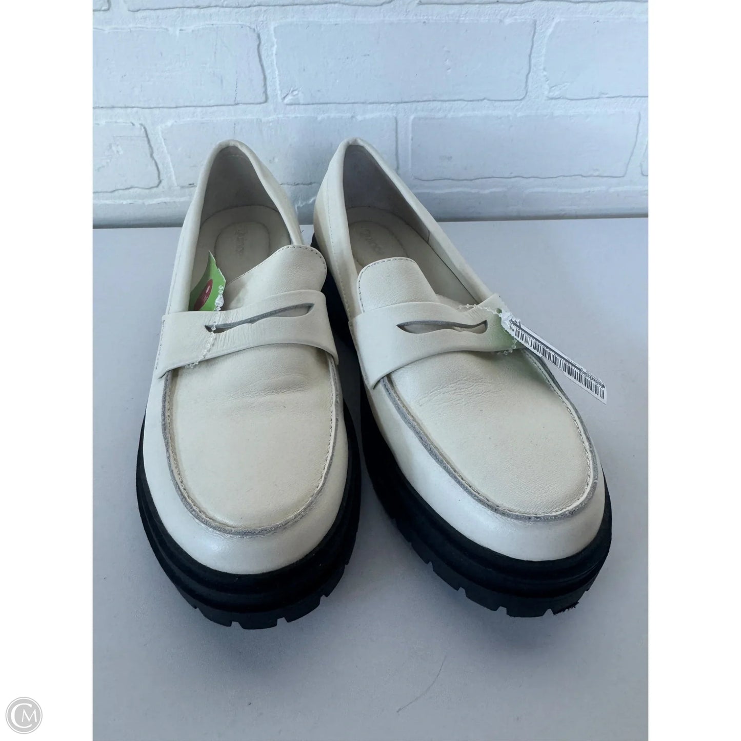 Shoes Flats By Quince In White, Size: 7.5