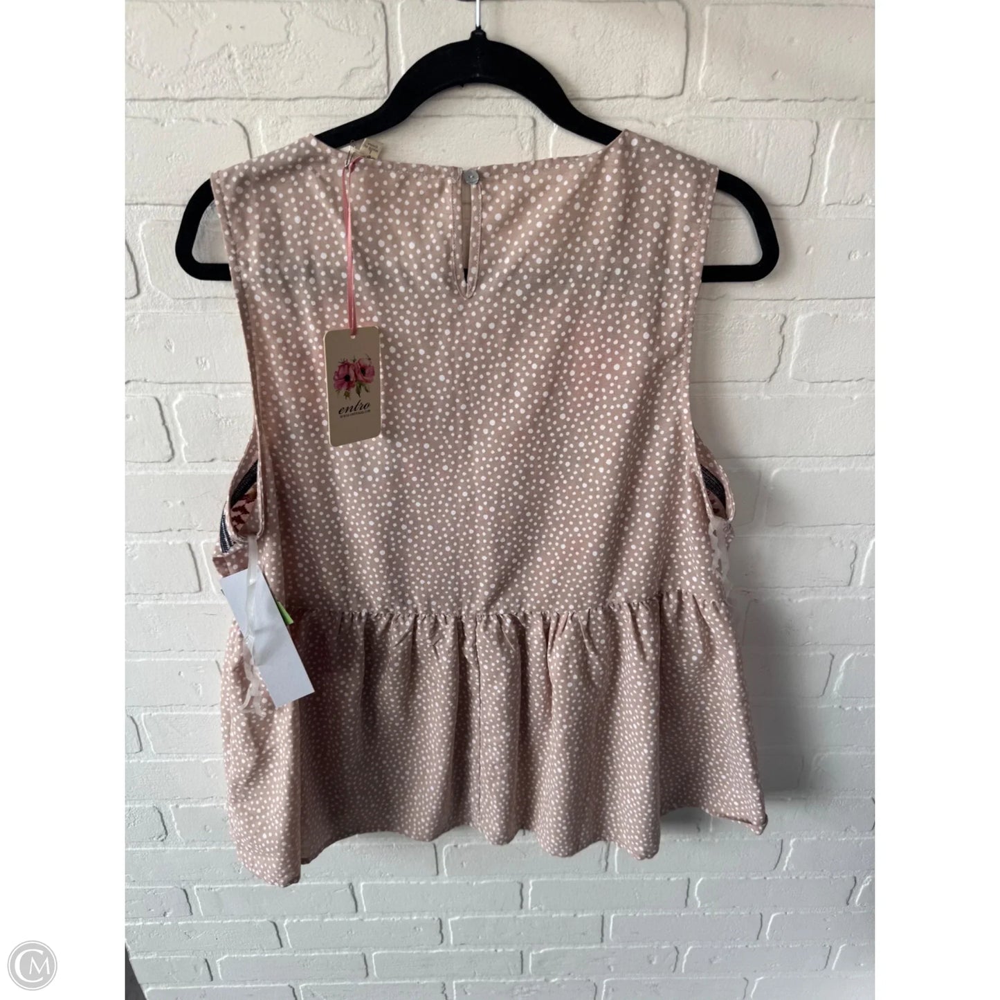 Top Sleeveless By Entro In Tan & White, Size: L