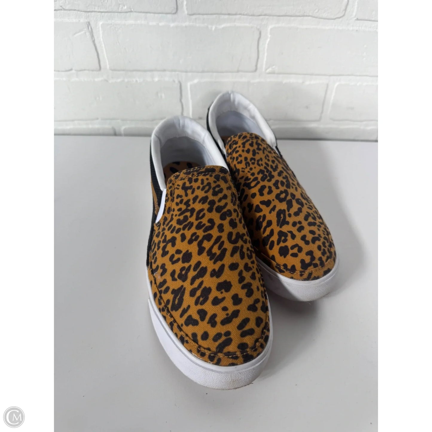 Shoes Sneakers By Nike In Black & Brown, Size: 7.5