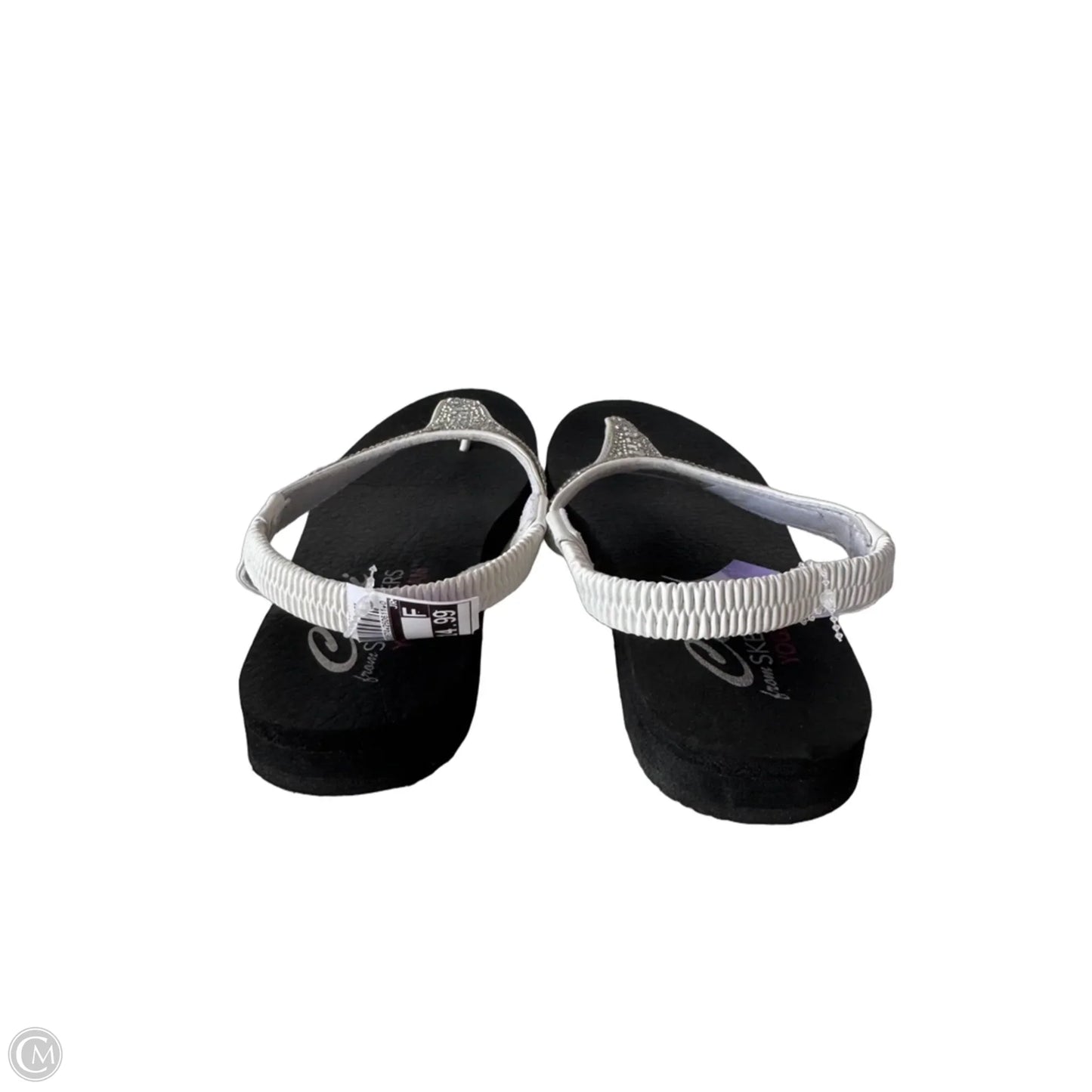 Sandals Flats By Skechers In White, Size: 7