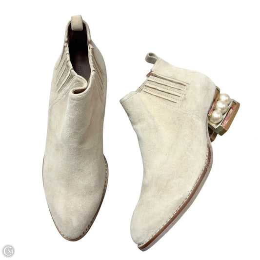 Boots Ankle Flats By Jeffrey Campbell In Cream, Size: 6.5