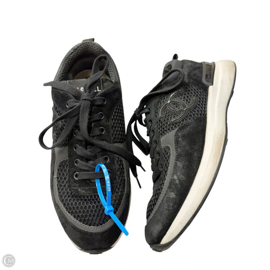 Shoes Luxury Designer By Chanel In Black, Size: 7.5