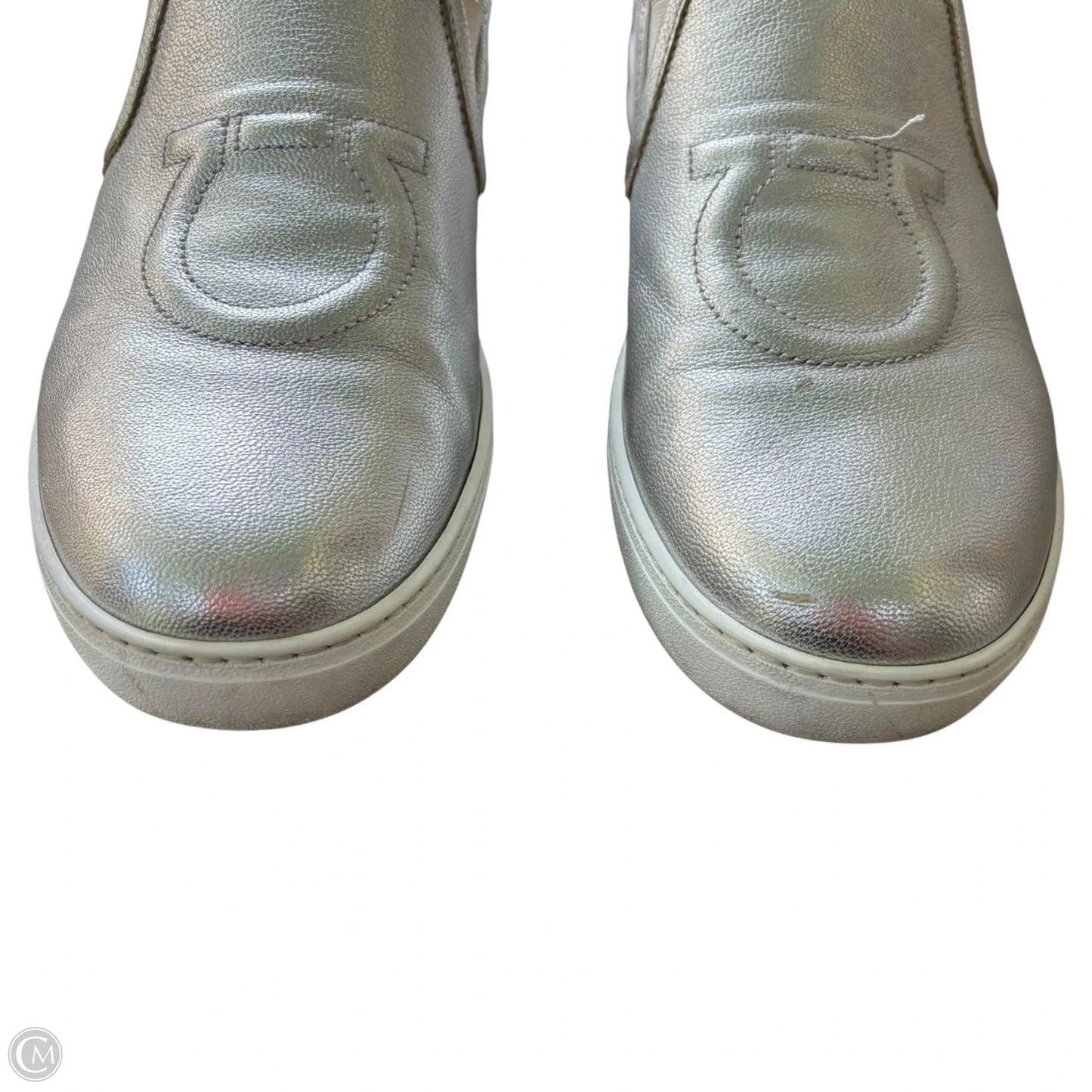 Shoes Luxury Designer By Ferragamo In Silver, Size: 9