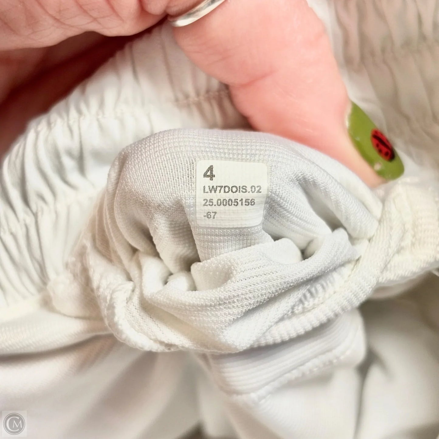 Athletic Shorts By Lululemon In White, Size: S