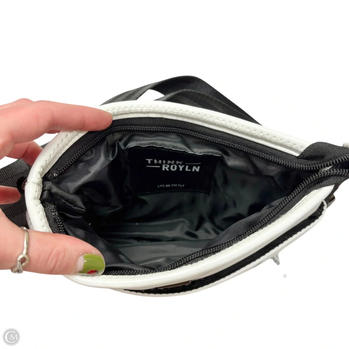 Crossbody By Think Royln, Size: Small