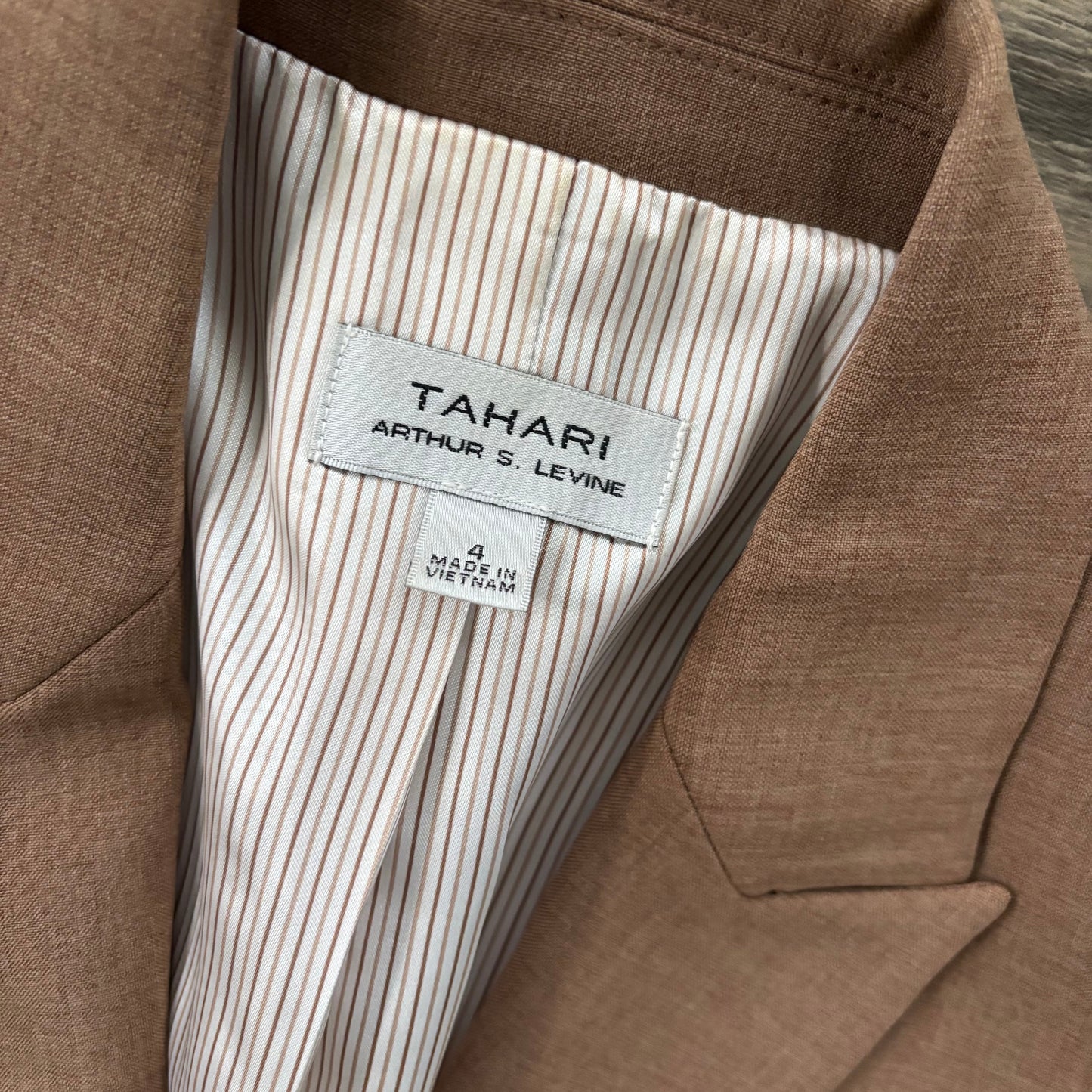 Blazer By Tahari By Arthur Levine In Brown, Size: S