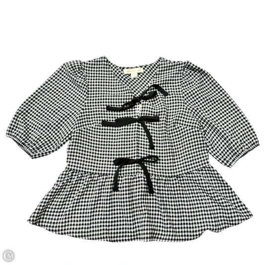 Top Short Sleeve By Monteau In Checkered Pattern, Size: M