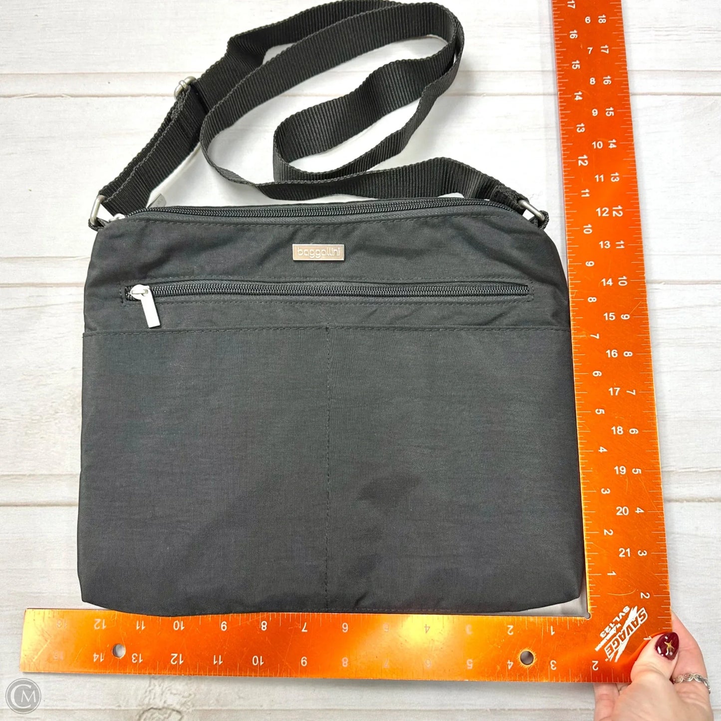 Crossbody By Baggallini, Size: Medium