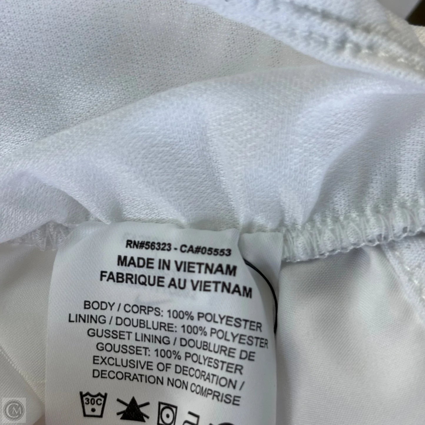 Athletic Shorts By Nike Apparel In White, Size: L
