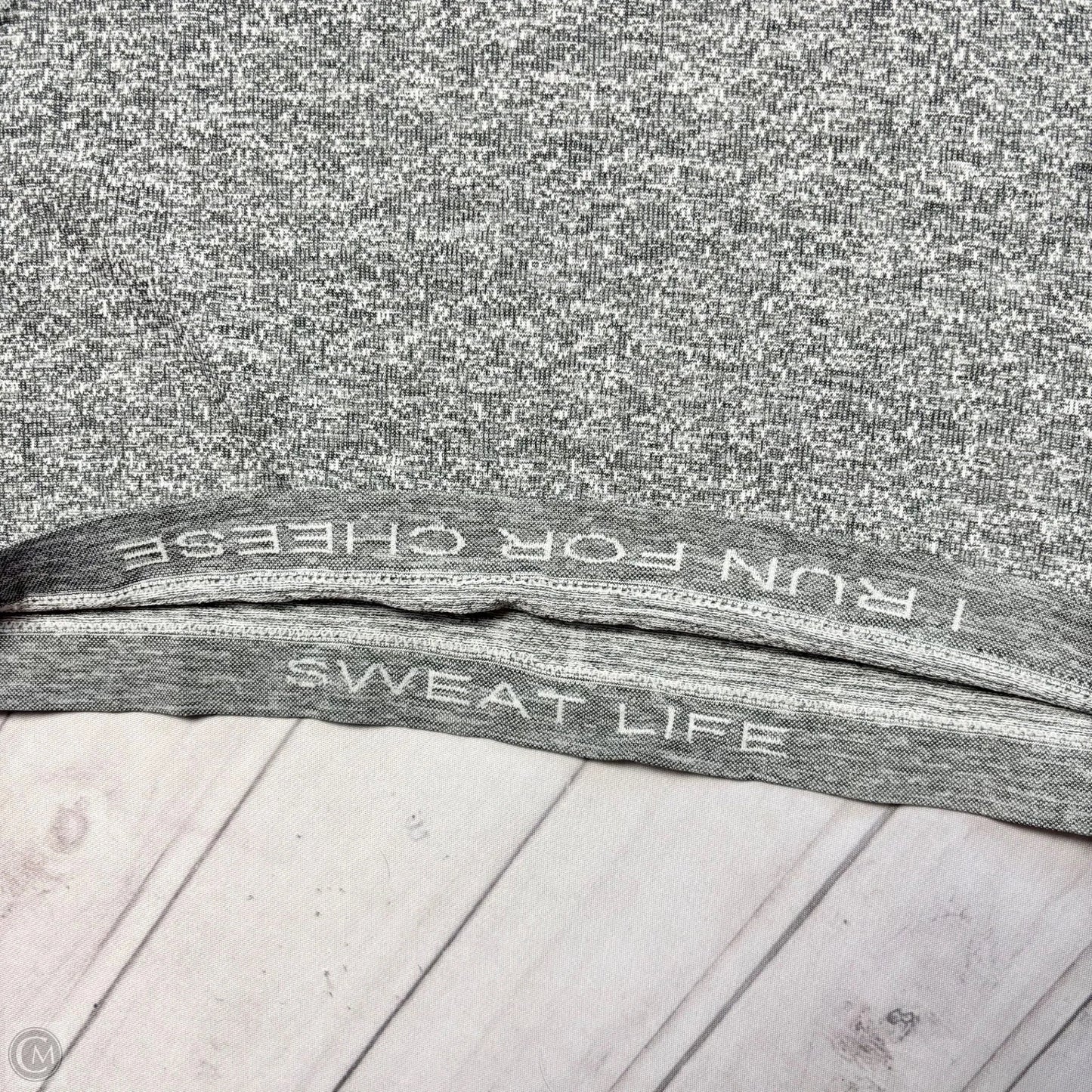 Athletic Top Long Sleeve Crewneck By Lululemon In Grey, Size: S