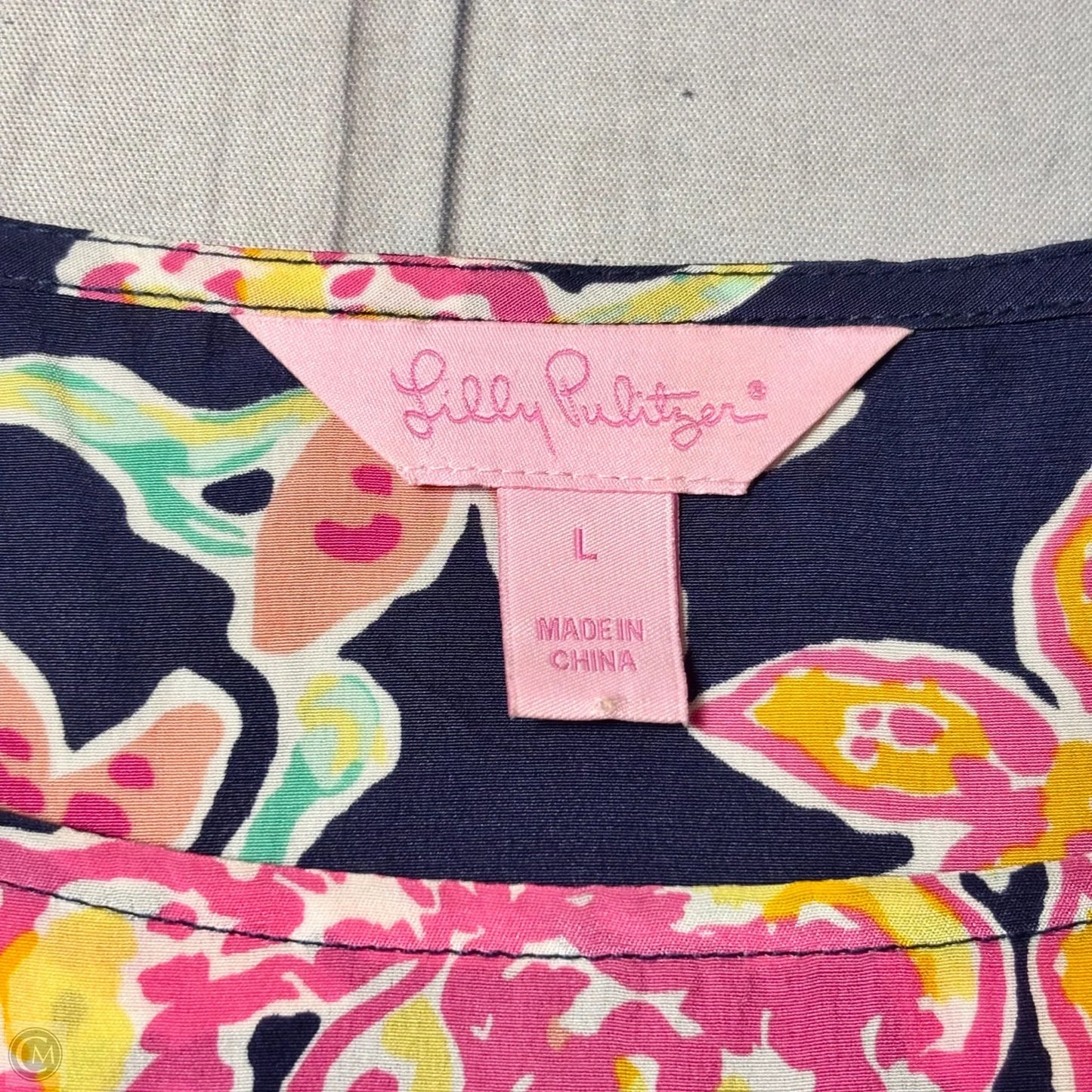 Top Short Sleeve Designer By Lilly Pulitzer In Floral Print, Size: L