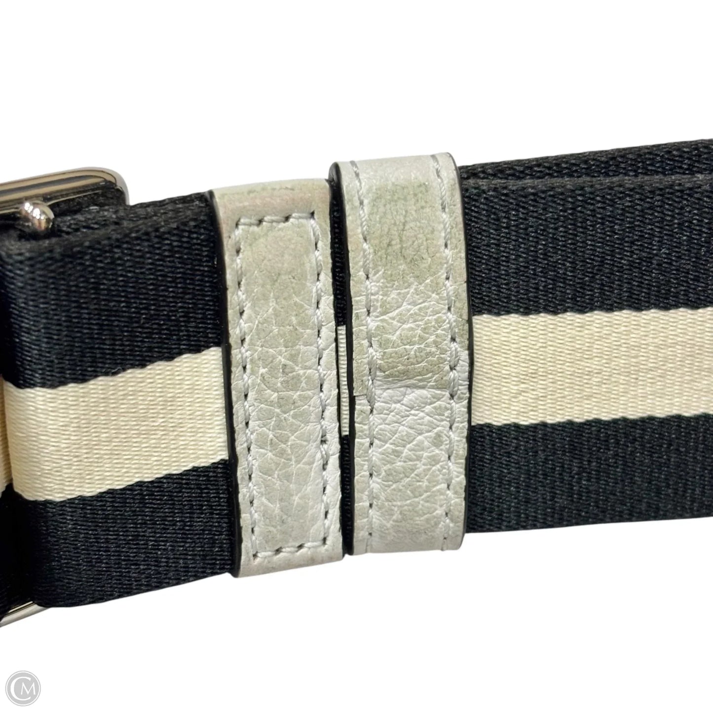Crossbody Luxury Designer By Marc Jacobs, Size: Medium