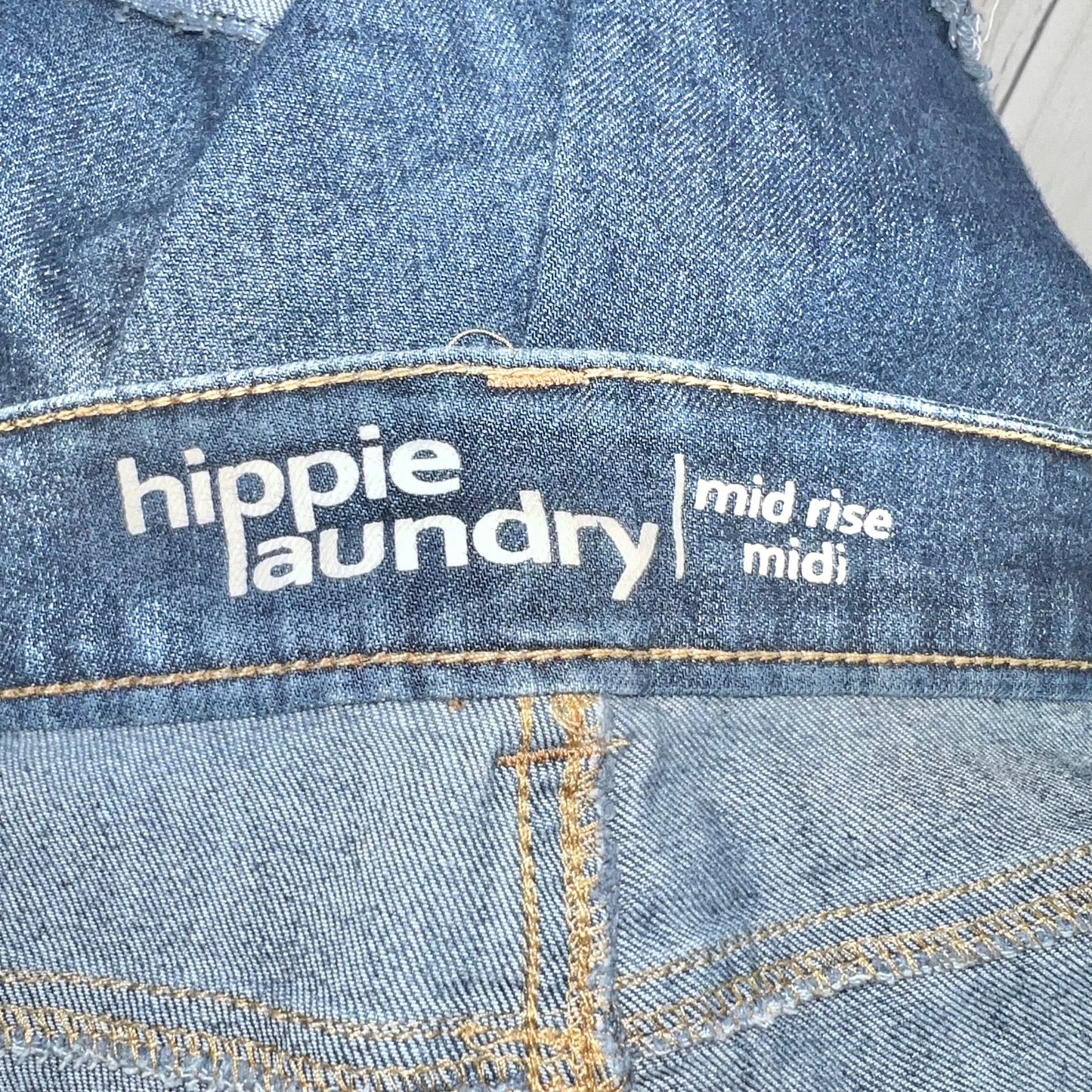 Blue Denim Shorts By Hippie Laundry, Size: 20