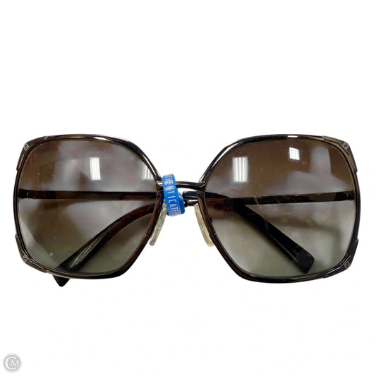 Sunglasses Luxury Designer By Fendi, Size: Large