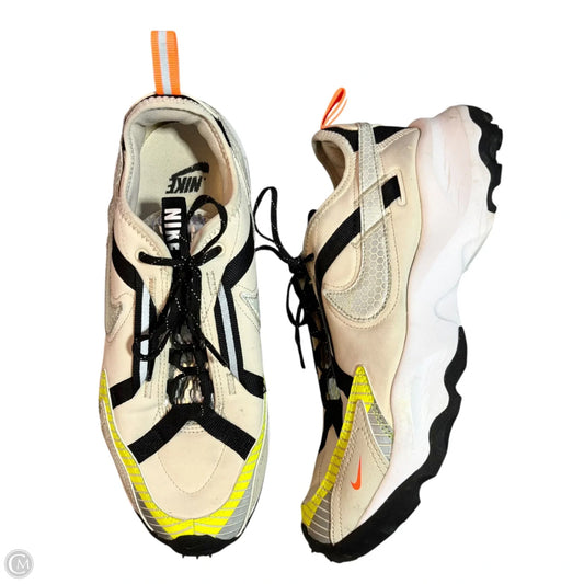 Shoes Athletic By Nike In Cream & White, Size: 9