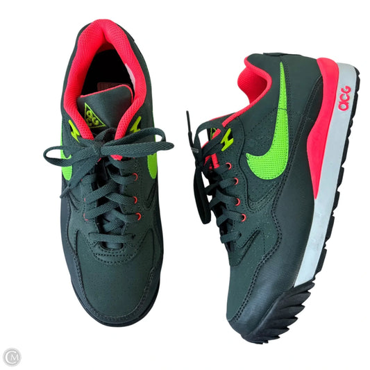 Shoes Sneakers By Nike In Green, Size: 7