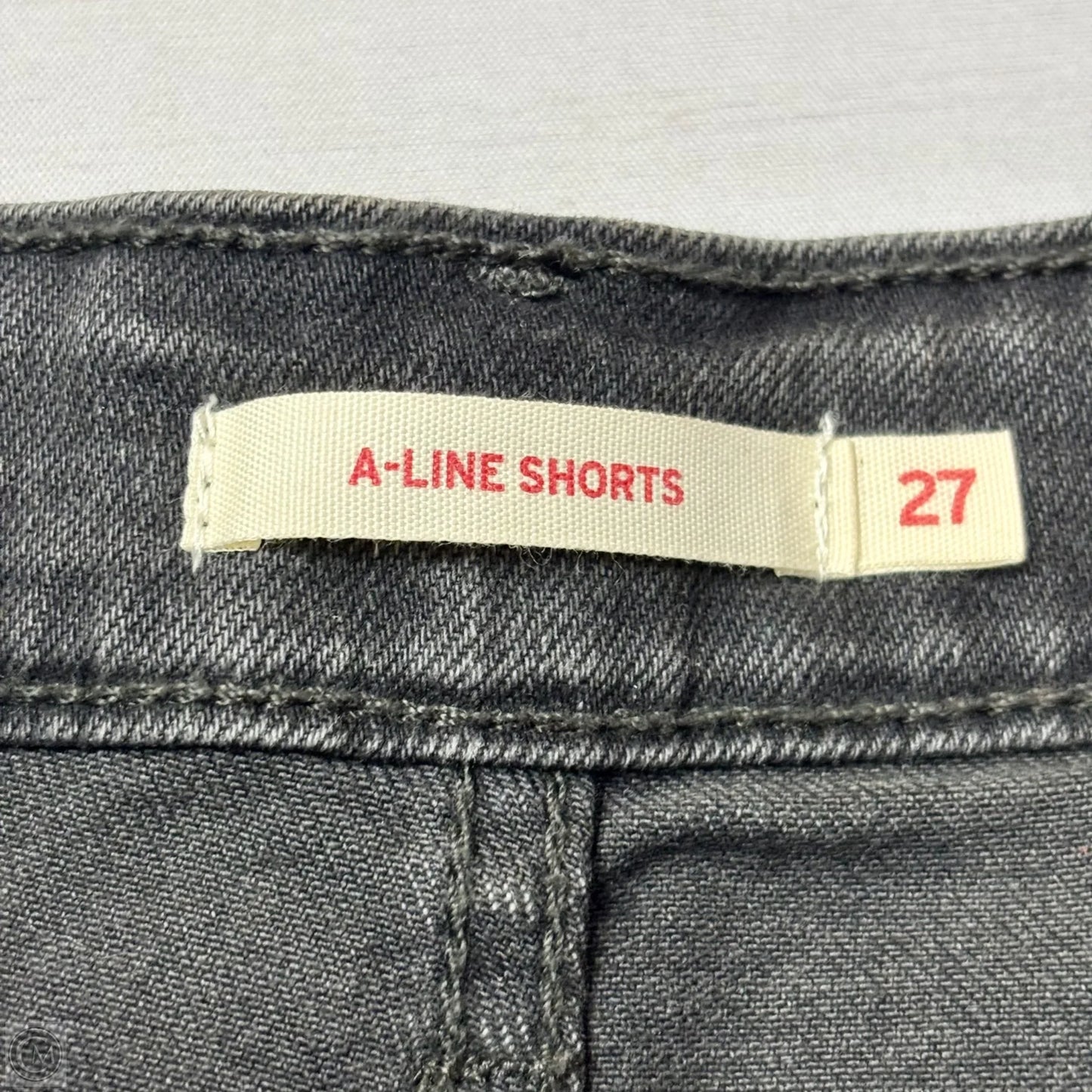 Shorts By Levis In Grey, Size: 4