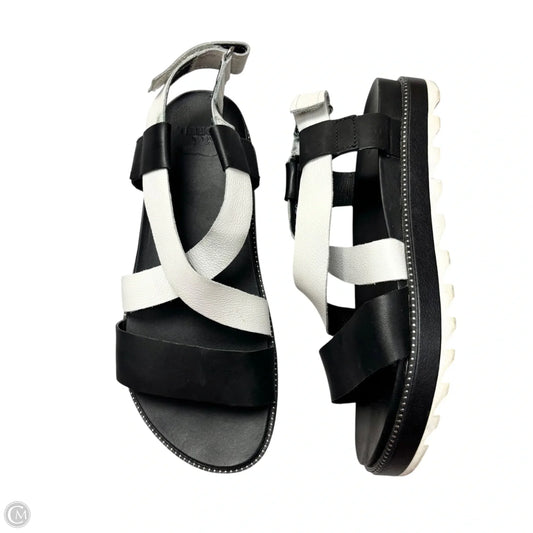 Sandals Flats By Sorel In Black & White, Size: 7.5