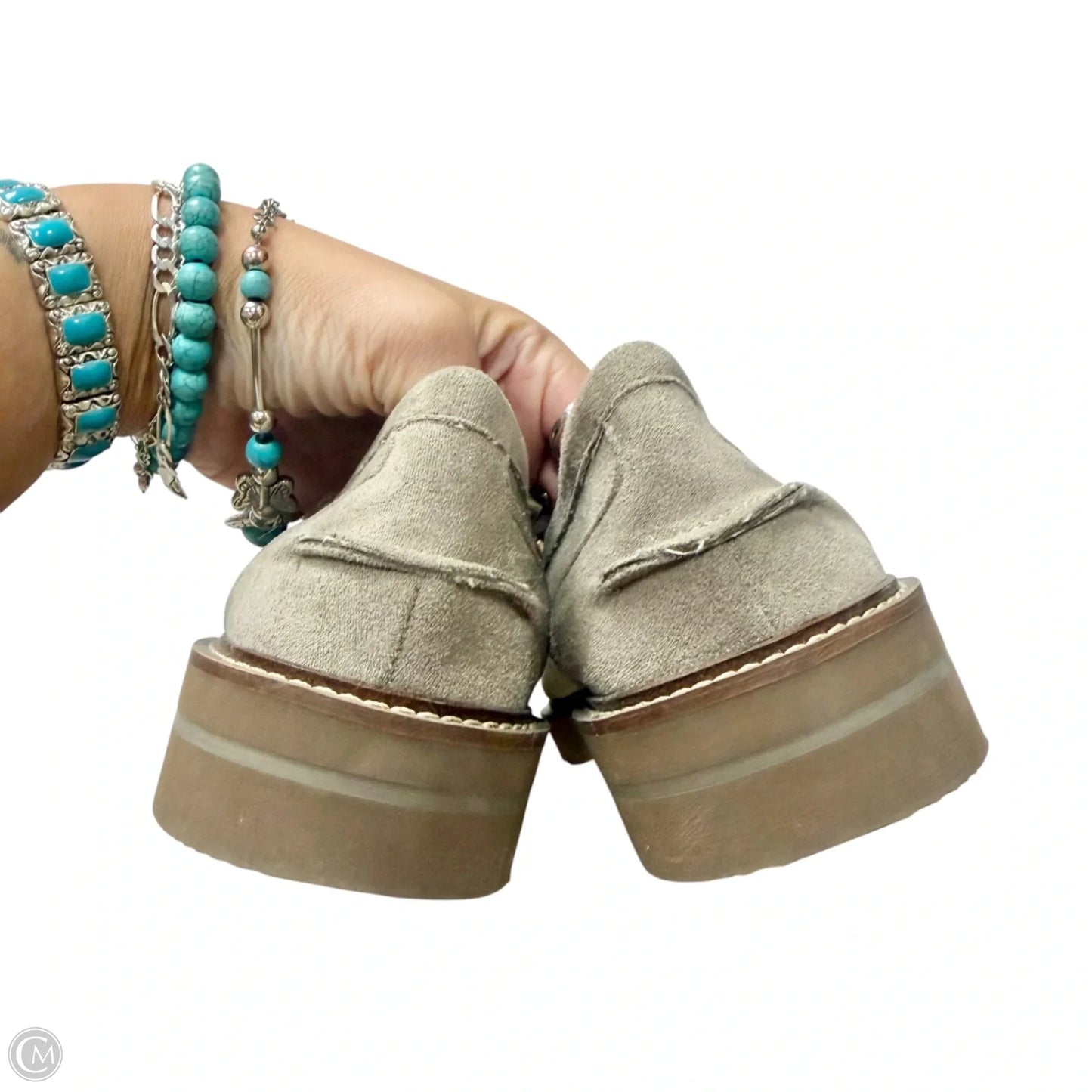 Shoes Flats By Anne Klein In Beige, Size: 8