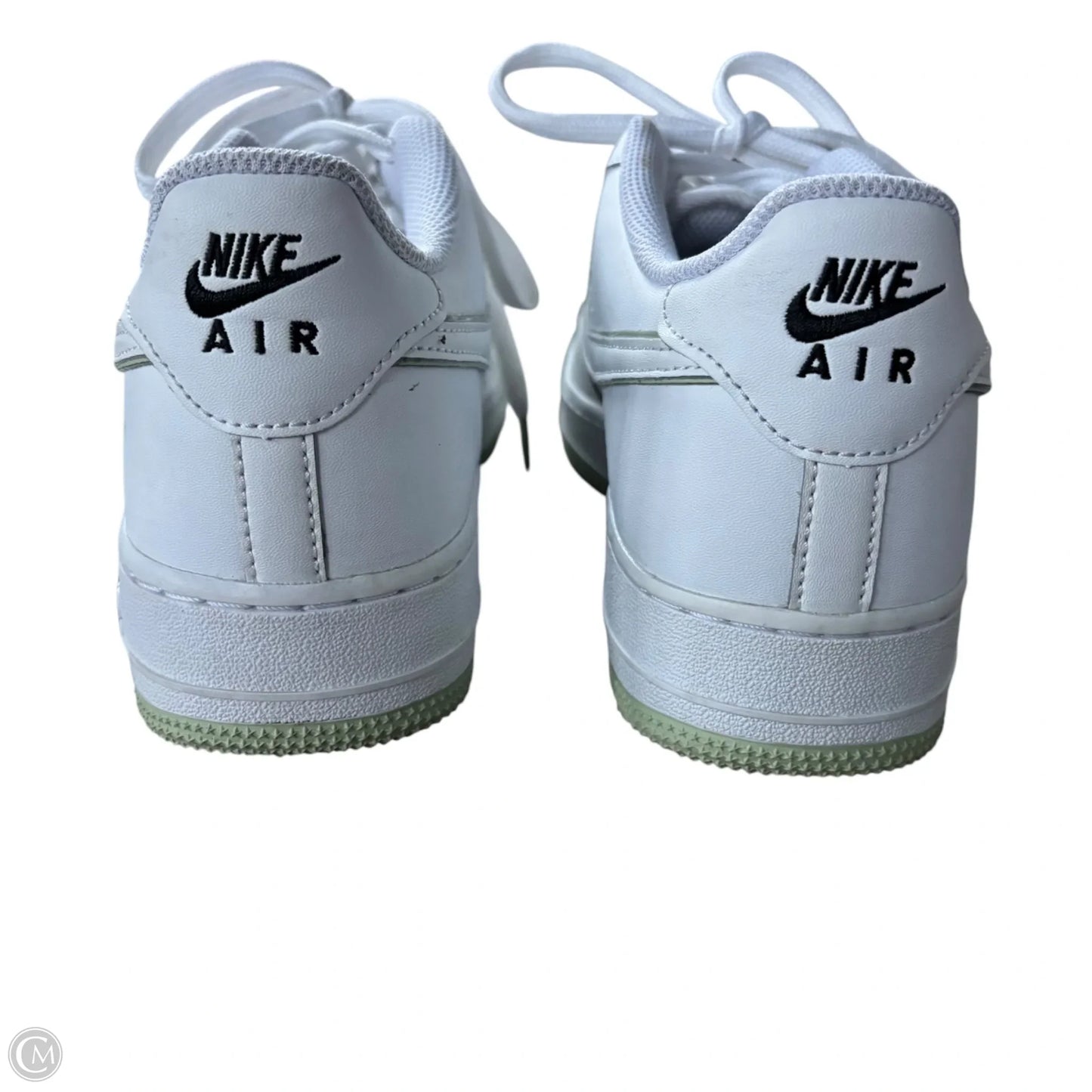 Shoes Sneakers By Nike In Green & White, Size: 9