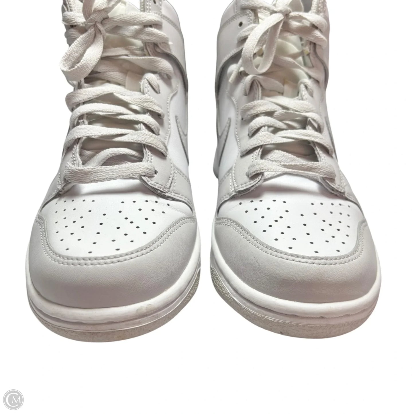 Shoes Sneakers By Nike In Grey & White, Size: 8.5