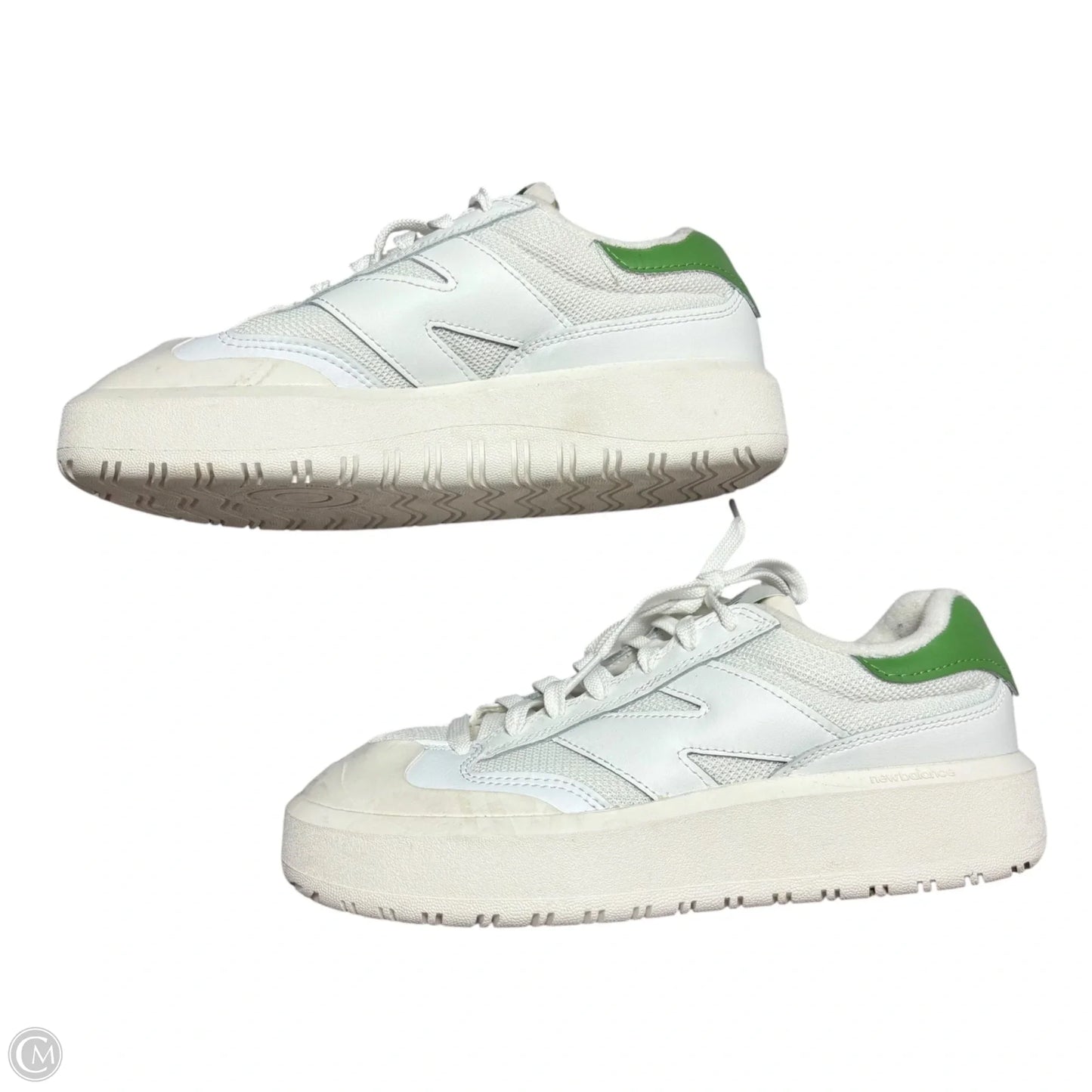 Shoes Sneakers By New Balance In Green & White, Size: 7