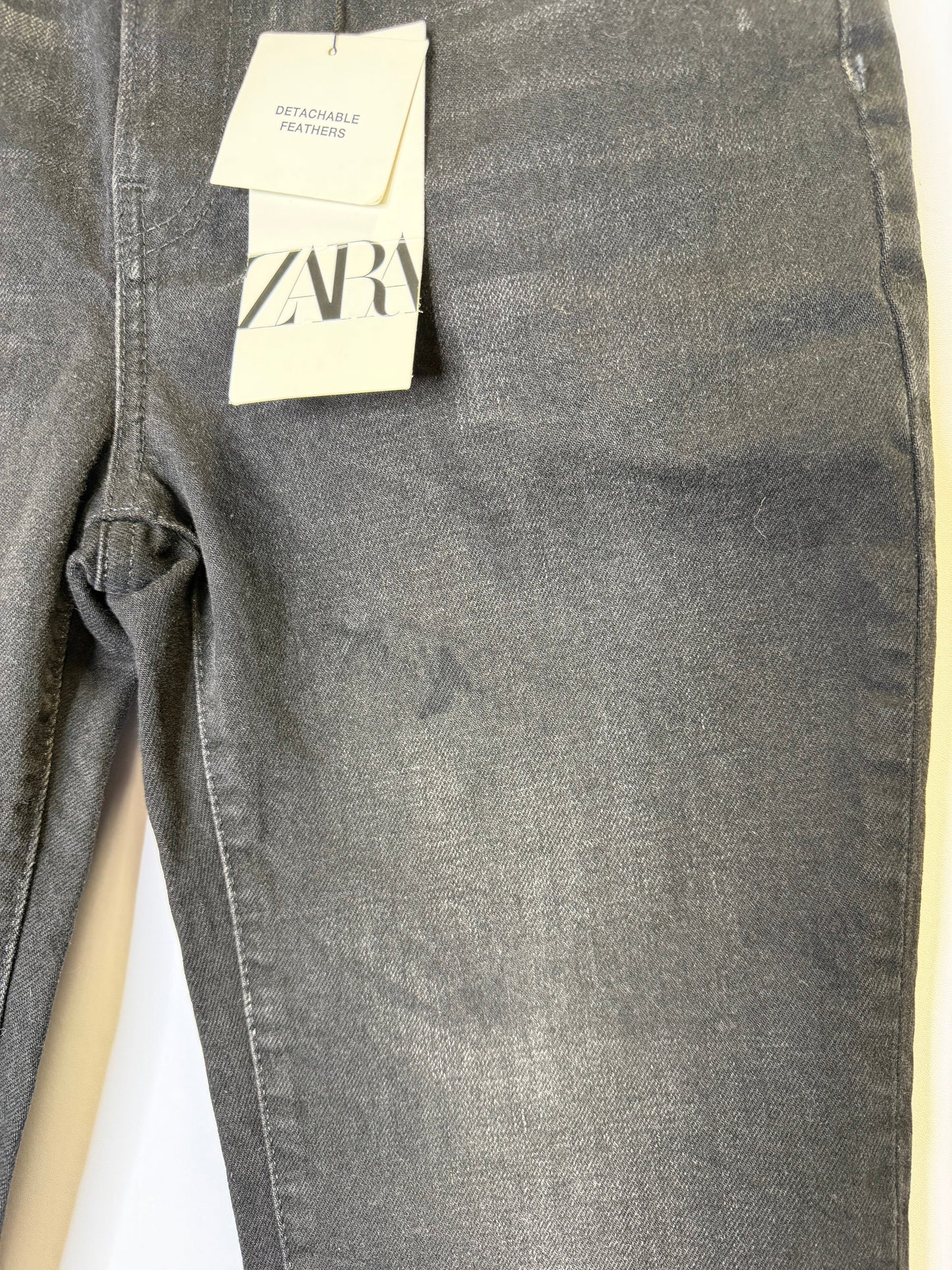 Jeans Straight By Zara In Black Denim, Size: 6