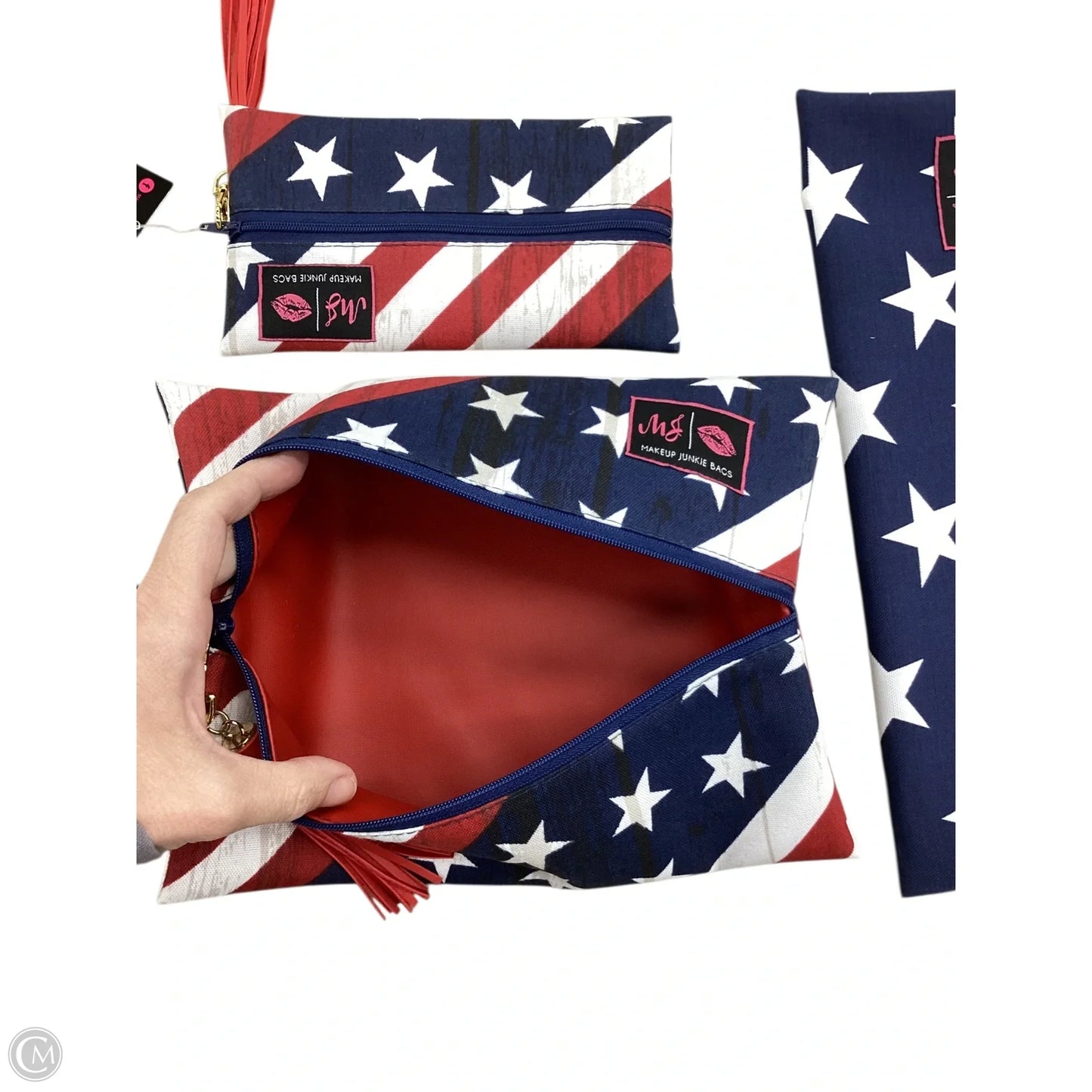 Makeup Bag By Clothes Mentor, Size: Medium