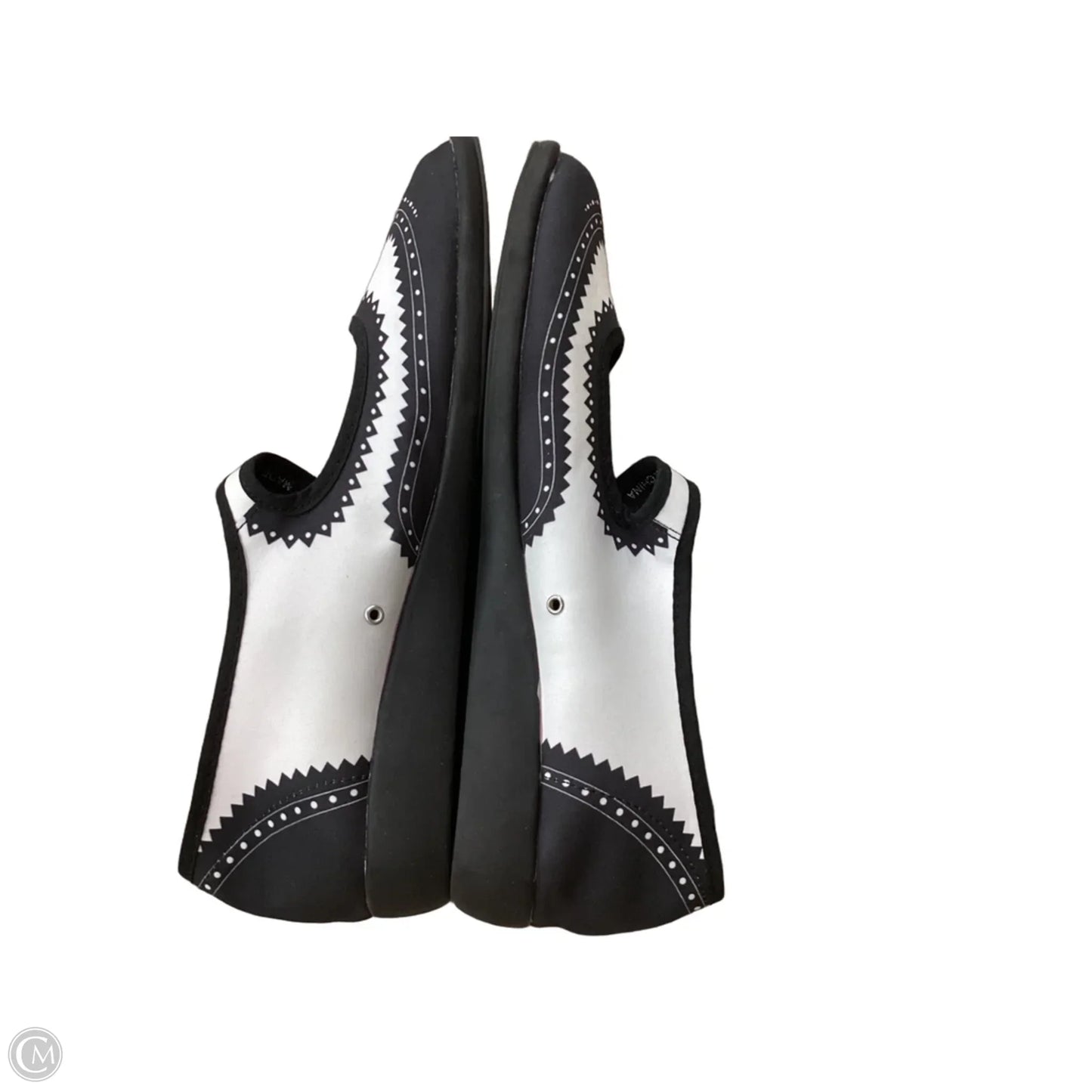 Shoes Flats By Cmc In Black & White, Size: 7.5