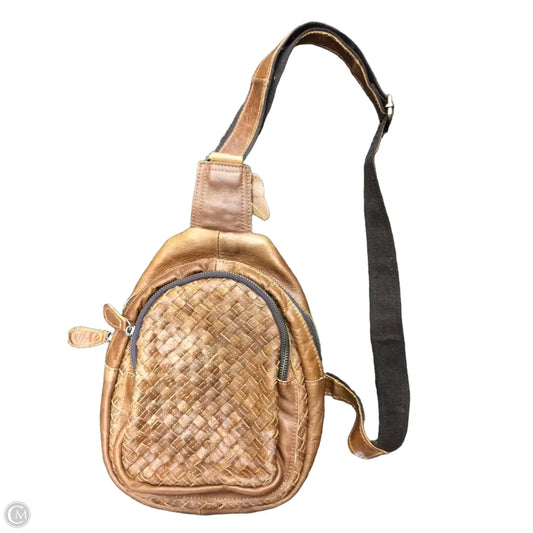 Crossbody Leather By Clothes Mentor, Size: Medium