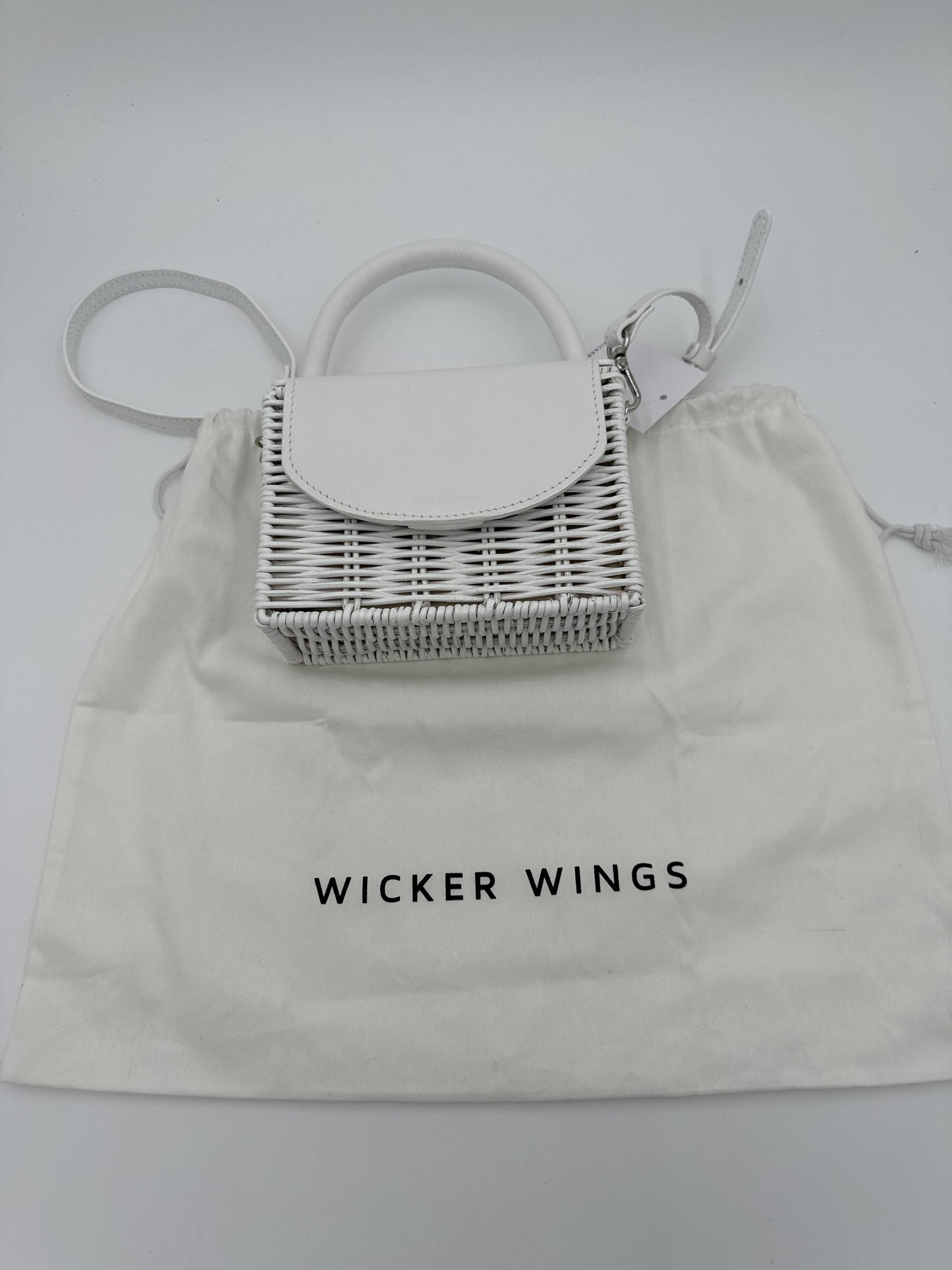 Handbag Designer By Wicker Wings, Size: Small