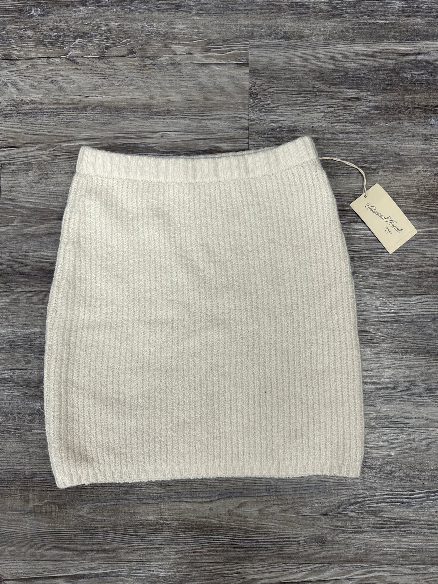 Skirt Mini & Short By Universal Thread In Cream, Size: Xs