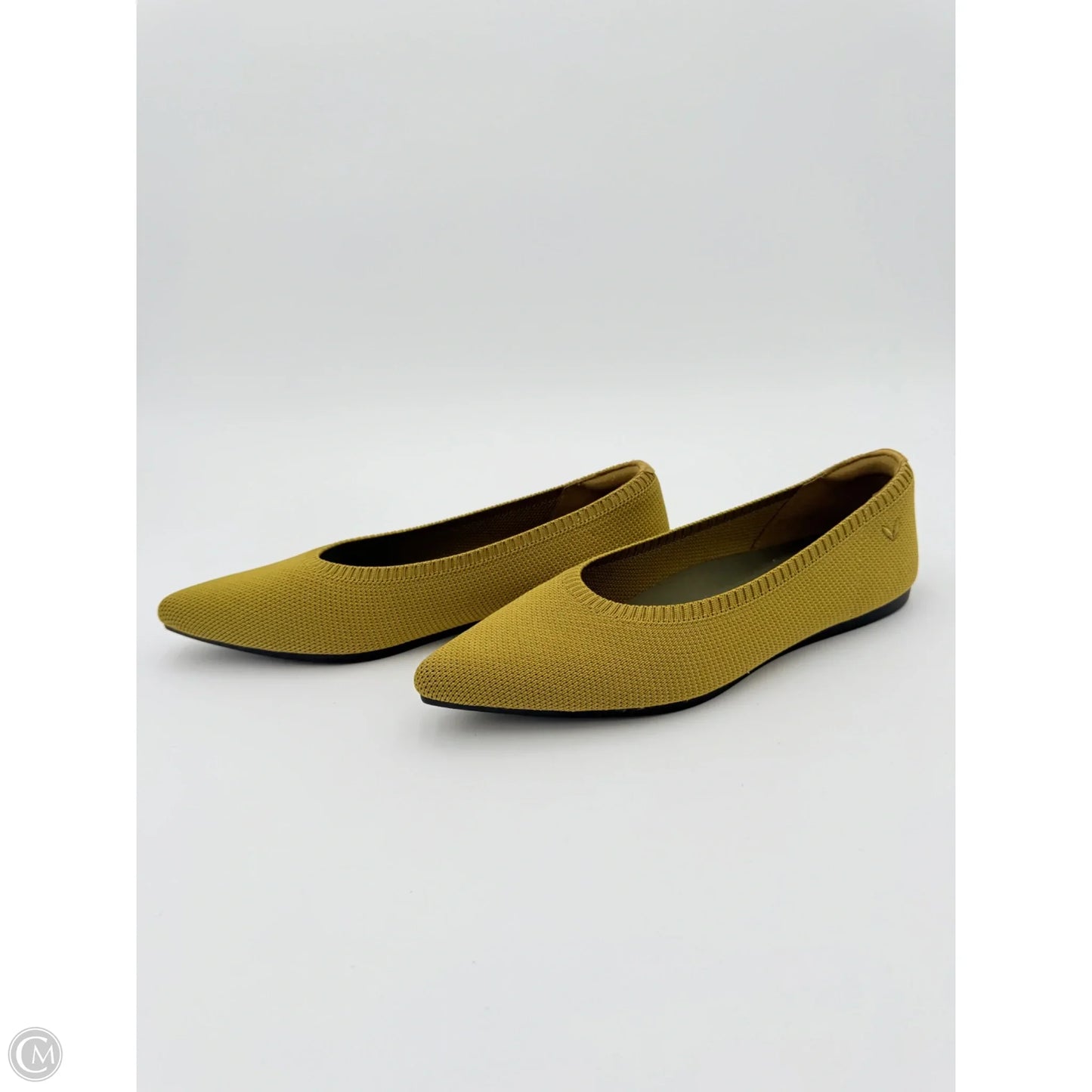 Shoes Flats By Vivaia In Green, Size: 5.5